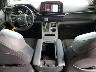 2024 Toyota Sienna LE z VIN 5TDCSKFC9RS122614, wystawiony jako Copart lot #51087125 z przebiegiem 32 148 mil mil oraz Szkoda całkowita • Salvage title. Historia ofert i sprzedaży dostępna na DreamBid. Obrazek 8.