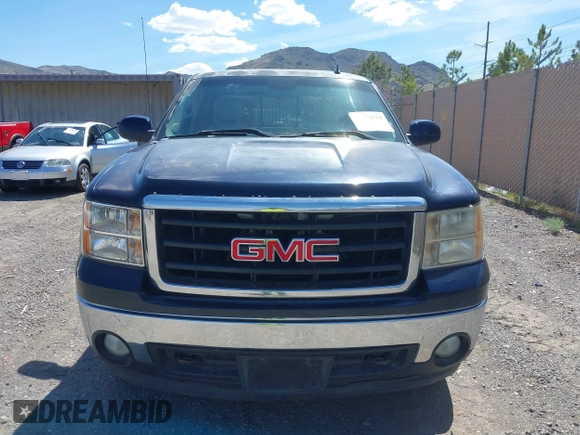 2008 GMC Sierra 1500 with VIN 1GTEK19Y98Z225605, listed as a IAAI auction lot 42216751 with 275,642 mi miles and . Bid and sale history available at DreamBid. Image 12.