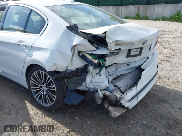 2018 BMW 5 Series 540i xDrive with VIN WBAJE7C58JWD52604, listed as a IAAI auction lot 42264240 with 107,454 mi miles and . Bid and sale history available at DreamBid. Image 6.