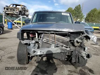 2008 Jeep Commander Sport with VIN 1J8HG48K18C184699, listed as a Copart auction lot 54739305 with 185,950 mi miles and Salvage title. Bid and sale history available at DreamBid. Image 5.