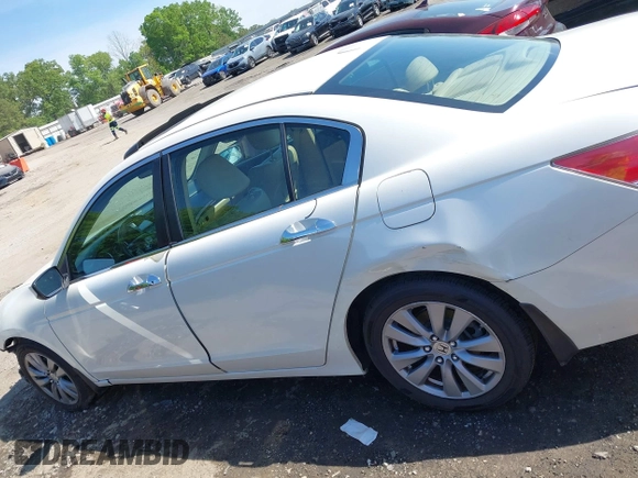 2011 Honda Accord EX-L z VIN 5KBCP3F87BB002020, wystawiony jako IAAI lot #42074913 z przebiegiem 301 379 mil mil oraz . Historia ofert i sprzedaży dostępna na DreamBid. Obrazek 15.