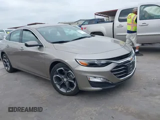 2024 Chevrolet Malibu LT with VIN 1G1ZD5ST1RF131733, listed as a IAAI auction lot 42245899 with 30,850 mi miles and . Bid and sale history available at DreamBid. Image 1.