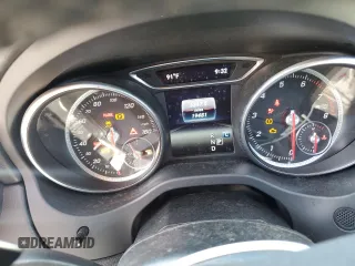 2019 Mercedes-Benz CLA 250 z VIN WDDSJ4EB8KN699218, wystawiony jako Copart lot #57364785 z przebiegiem 19 481 mil mil oraz Szkoda całkowita • Salvage title. Historia ofert i sprzedaży dostępna na DreamBid. Obrazek 9.