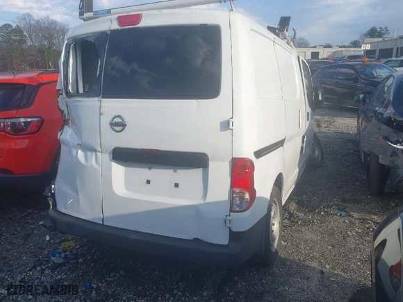 2018 Nissan NV200 Compact Cargo S with VIN 3N6CM0KN6JK705368, listed as a IAAI auction lot 41422665 with 65,873 mi miles. Bid and sale history available at carsss.com. Image 4.
