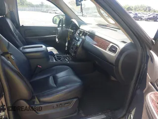 2007 GMC Yukon Denali z VIN 1GKFK63897J315297, wystawiony jako IAAI lot #42312272 z przebiegiem 255 888 mil mil oraz . Historia ofert i sprzedaży dostępna na DreamBid. Obrazek 5.