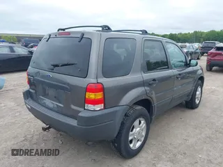 2004 Ford Escape XLT z VIN 1FMCU931X4DA18154, wystawiony jako IAAI lot #42364169 z przebiegiem 173 391 mil mil oraz . Historia ofert i sprzedaży dostępna na DreamBid. Obrazek 4.