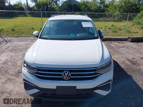 2022 Volkswagen Tiguan S with VIN 3VV0B7AX1NM099058, listed as a IAAI auction lot 41771674 with 49,789 mi miles. Bid and sale history available at carsss.com. Image 12.