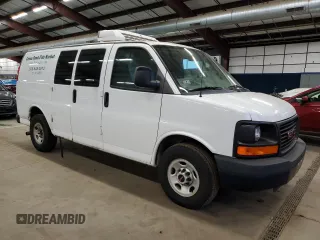 2016 GMC Savana Cargo Van with VIN 1GTW7AFF6G1206452, listed as a Copart auction lot 89157585 with 205,242 mi miles and Clean Title. Bid and sale history available at carsss.com. Image 4.