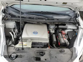 2015 Nissan LEAF SV with VIN 1N4AZ0CPXFC305179, listed as a Copart auction lot 48377205 with 101,476 mi miles and Salvage Title. Bid and sale history available at carsss.com. Image 13.