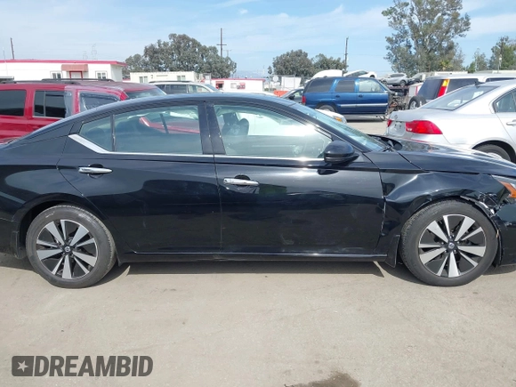 2020 Nissan Altima SV z VIN 1N4BL4DV2LC212565, wystawiony jako IAAI lot #42294236 z przebiegiem 37 426 mil mil oraz . Historia ofert i sprzedaży dostępna na DreamBid. Obrazek 13.