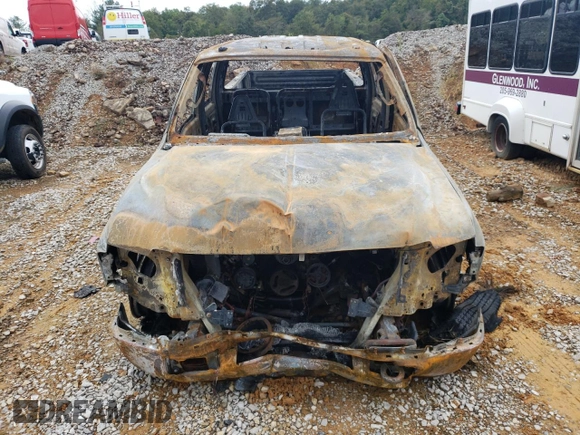 2005 Ford F-350 XL z VIN 1FTWW32PX5EB59669, wystawiony jako Copart lot #72534894 z przebiegiem Nie podano mil oraz Nie do naprawy • Non repairable. Historia ofert i sprzedaży dostępna na DreamBid. Obrazek 5.