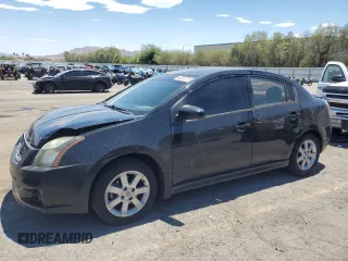 2011 Nissan Sentra S z VIN 3N1AB6AP6BL697454, wystawiony jako Copart lot #63812275 z przebiegiem 168 584 mil mil oraz Szkoda całkowita • Salvage title. Historia ofert i sprzedaży dostępna na DreamBid. Obrazek 1.