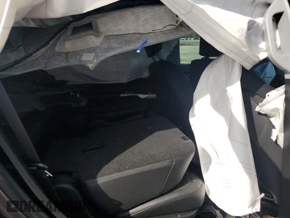 2024 Ford Explorer XLT z VIN 1FMSK7DH0RGA62669, wystawiony jako Copart lot #51275245 z przebiegiem 7 790 mil mil oraz Szkoda całkowita • Salvage title. Historia ofert i sprzedaży dostępna na DreamBid. Obrazek 10.