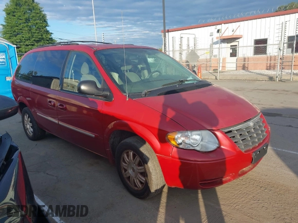 2006 Chrysler Town & Country Touring with VIN 2A4GP54L06R871145, listed as a IAAI auction lot 42199513 with 141,772 mi miles and . Bid and sale history available at DreamBid. Image 13.