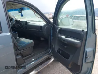 2008 Chevrolet Silverado 1500 1LT with VIN 2GCEK19J481137525, listed as a IAAI auction lot 42054992 with 159,890 mi miles and . Bid and sale history available at DreamBid. Image 5.
