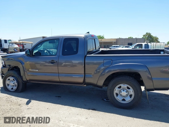 2014 Toyota Tacoma PreRunner with VIN 5TFTU4GN2EX063433, listed as a IAAI auction lot 42550709 with 167,990 mi miles and . Bid and sale history available at DreamBid. Image 14.