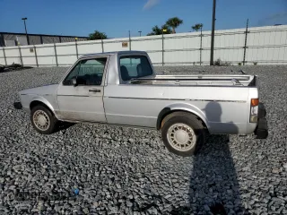 1982 Volkswagen Rabbit z VIN 1MB0174CV060266, wystawiony jako Copart lot #49385145 z przebiegiem 118 498 mil mil oraz Szkody całkowita. Historia ofert i sprzedaży dostępna na DreamBid. Obrazek 2.