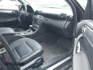 2006 Mercedes-Benz C 230 Sport with VIN WDBRF52H06A886960, listed as a IAAI auction lot 41869341 with 156,742 mi miles and . Bid and sale history available at carsss.com. Image 5.