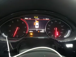 2017 Audi A8 Sport z VIN WAU43AFD4HN020515, wystawiony jako Copart lot #44953055 z przebiegiem 115 422 mil mil oraz Szkody całkowita. Historia ofert i sprzedaży dostępna na DreamBid. Obrazek 9.
