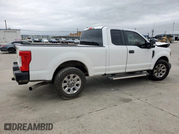 2019 Ford F-250 XL with VIN 1FT7X2A60KEC61451, listed as a Copart auction lot 51458805 with 193,809 mi miles and Salvage title. Bid and sale history available at DreamBid. Image 3.