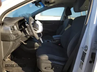 2019 Kia Sorento S with VIN 5XYPG4A57KG478280, listed as a Copart auction lot 85922094 with 98,748 mi miles and Salvage Title. Bid and sale history available at carsss.com. Image 7.