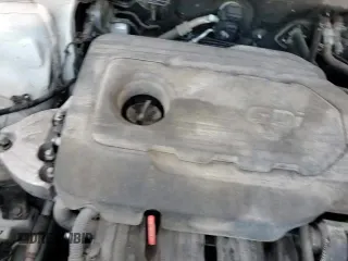 2017 Hyundai Santa Fe 2.4L с VIN 5NMZU3LB6HH042033, выставлен на аукционе Copart как лот 80131735 с пробегом 118 397 миль миль и Списание • Salvage title. История ставок и продаж доступна на DreamBid. Изображение 16.