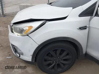 2017 Ford Escape SE with VIN 1FMCU0G94HUA55492, listed as a IAAI auction lot 40881436 with 168,481 mi miles and . Bid and sale history available at carsss.com. Image 18.