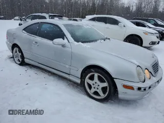 2002 Mercedes-Benz CLK 320/430 with VIN WDBLJ70G02T102690, listed as a Copart auction lot 78041304 with 235,235 mi miles and Salvage Title. Bid and sale history available at DreamBid. Image 4.