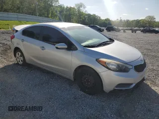 2016 Kia Forte LX z VIN KNAFK4A67G5486590, wystawiony jako Copart lot #52322535 z przebiegiem 191 541 mil mil oraz Szkoda całkowita • Salvage title. Historia ofert i sprzedaży dostępna na DreamBid. Obrazek 4.