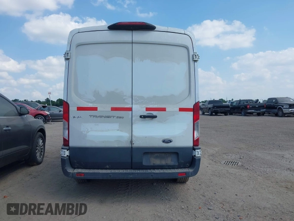 2018 Ford Transit with VIN 1FTYR1CM1JKA69797, listed as a IAAI auction lot 42282537 with 184,498 mi miles and . Bid and sale history available at DreamBid. Image 16.