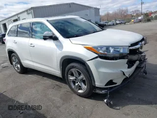 2016 Toyota Highlander Limited with VIN 5TDDKRFH0GS321136, listed as a IAAI auction lot 41739477 with 134,207 mi miles and . Bid and sale history available at DreamBid. Image 1.