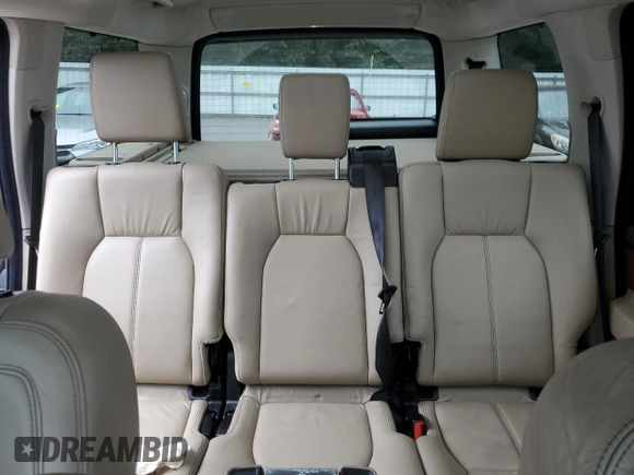 2010 Land Rover LR4 Lux z VIN SALAK2D44AA528541, wystawiony jako Copart lot #73986144 z przebiegiem 232 723 mil mil oraz Szkoda całkowita • Salvage title. Historia ofert i sprzedaży dostępna na DreamBid. Obrazek 10.