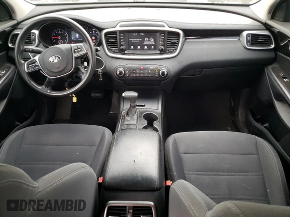 2019 Kia Sorento L z VIN 5XYPG4A34KG500069, wystawiony jako Copart lot #52714105 z przebiegiem 237 472 mil mil oraz Szkoda całkowita • Salvage title. Historia ofert i sprzedaży dostępna na DreamBid. Obrazek 8.