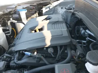 2024 Kia Seltos LX z VIN KNDEPCAA7R7650930, wystawiony jako IAAI lot #42221301 z przebiegiem 6 179 mil mil oraz . Historia ofert i sprzedaży dostępna na DreamBid. Obrazek 20.