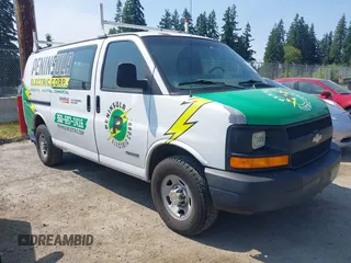 2005 Chevrolet Express Cargo z VIN 1GCGG25V651130764, wystawiony jako IAAI lot #42494021 z przebiegiem 203 357 mil mil oraz . Historia ofert i sprzedaży dostępna na DreamBid. Obrazek 1.