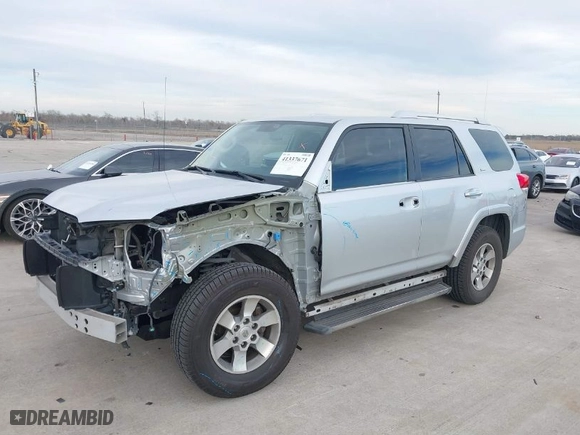 2010 Toyota 4Runner SR5 with VIN JTEZU5JR2A5007733, listed as a IAAI auction lot 41337671 with 93,371 mi miles. Bid and sale history available at carsss.com. Image 2.
