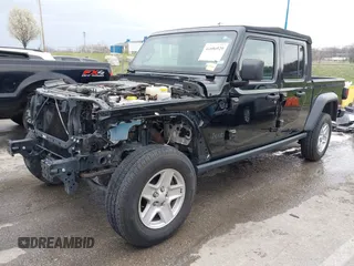 2020 Jeep Gladiator Sport S с VIN 1C6HJTAG8LL122726, выставлен на аукционе IAAI как лот 41886929 с пробегом 82 473 миль миль и . История ставок и продаж доступна на DreamBid. Изображение 21.