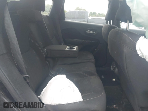2016 Jeep Cherokee Latitude с VIN 1C4PJMCS9GW133444, выставлен на аукционе IAAI как лот 42330705 с пробегом 187 368 миль миль и . История ставок и продаж доступна на DreamBid. Изображение 8.
