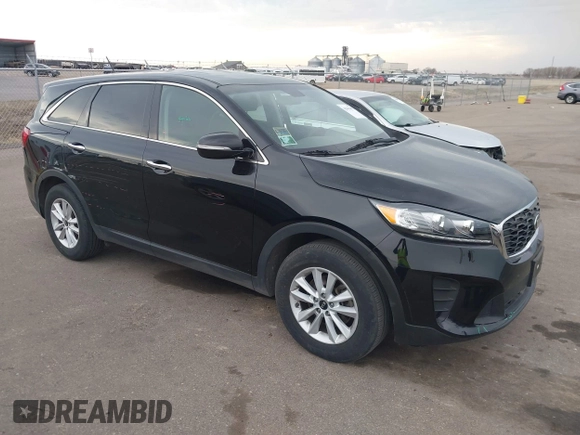 2019 Kia Sorento LX with VIN 5XYPG4A36KG558975, listed as a IAAI auction lot 42065481 with 49,867 mi miles and . Bid and sale history available at carsss.com. Image 1.