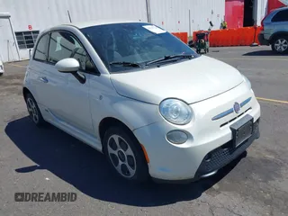 2014 FIAT 500e z VIN 3C3CFFGE3ET291138, wystawiony jako IAAI lot #42712724 z przebiegiem 86 000 mil mil oraz . Historia ofert i sprzedaży dostępna na DreamBid. Obrazek 1.