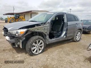 2015 Mitsubishi Outlander SE with VIN 4A4AR4AU8FE019399, listed as a Copart auction lot 60679445 with 114,971 mi miles and Salvage title. Bid and sale history available at DreamBid. Image 1.