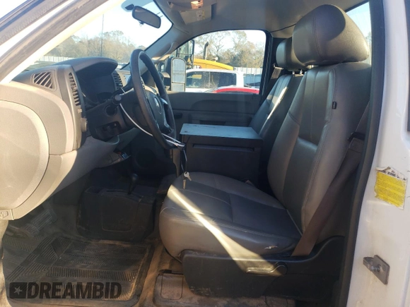 2013 Chevrolet Silverado 1500 Work Truck with VIN 1GCNKPEX3DZ261624, listed as a Copart auction lot 84792104 with 181,604 mi miles and Clean Title. Bid and sale history available at DreamBid. Image 7.