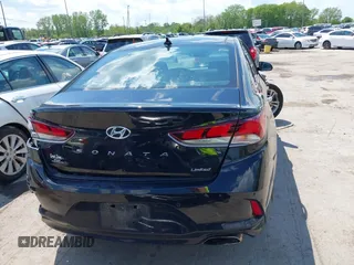 2019 Hyundai Sonata Sport z VIN 5NPE34AF1KH797081, wystawiony jako IAAI lot #42260397 z przebiegiem 72 348 mil mil oraz . Historia ofert i sprzedaży dostępna na DreamBid. Obrazek 16.