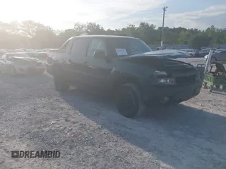 2003 Chevrolet Avalanche with VIN 3GNEC13T93G102820, listed as a IAAI auction lot 42610115 with Not provided miles and . Bid and sale history available at DreamBid. Image 1.