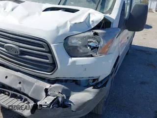 2016 Ford Transit Cargo с VIN 1FTYE1YM5GKB08596, выставлен на аукционе IAAI как лот 41459496 с пробегом 162 128 миль миль и . История ставок и продаж доступна на DreamBid. Изображение 19.