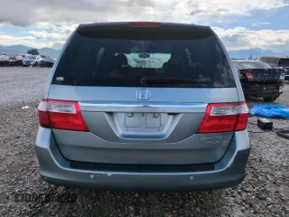 2005 Honda Odyssey Touring z VIN 5FNRL38855B051447, wystawiony jako Copart lot #57144925 z przebiegiem 186 476 mil mil oraz Szkoda całkowita • Salvage title. Historia ofert i sprzedaży dostępna na DreamBid. Obrazek 6.