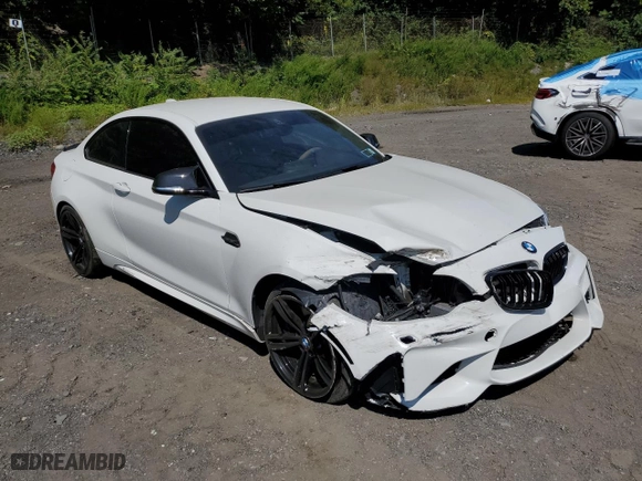 2018 BMW M2 with VIN WBS1J5C59JVE51725, listed as a Copart auction lot 65494514 with 32,426 mi miles and Salvage Title. Bid and sale history available at carsss.com. Image 4.