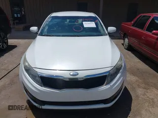 2013 Kia Optima LX z VIN 5XXGM4A7XDG197818, wystawiony jako IAAI lot #42340379 z przebiegiem 185 144 mil mil oraz . Historia ofert i sprzedaży dostępna na DreamBid. Obrazek 6.