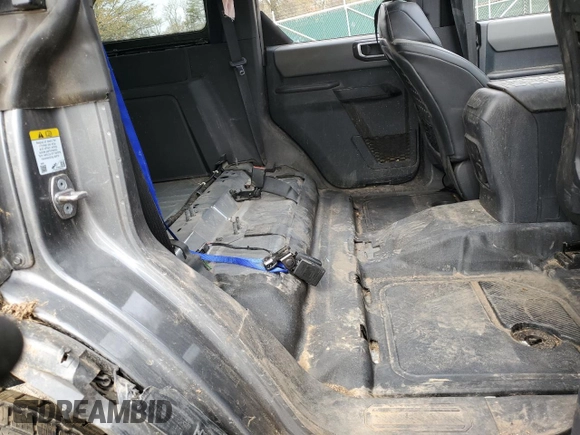 2024 Ford Bronco Big Bend z VIN 1FMDE7BH1RLA08209, wystawiony jako Copart lot #52204615 z przebiegiem Nie podano mil oraz Szkoda całkowita • Salvage title. Historia ofert i sprzedaży dostępna na DreamBid. Obrazek 11.