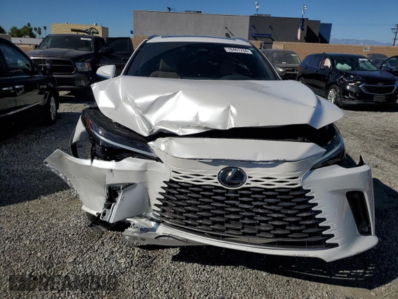 2024 Lexus RX with VIN 2T2BAMBA4RC029065, listed as a Copart auction lot 78467234 with 6,121 mi miles and Salvage Title. Bid and sale history available at carsss.com. Image 5.